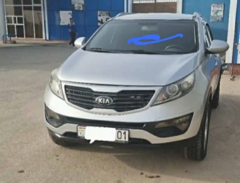 Лобовое стекло на Kia Sportage